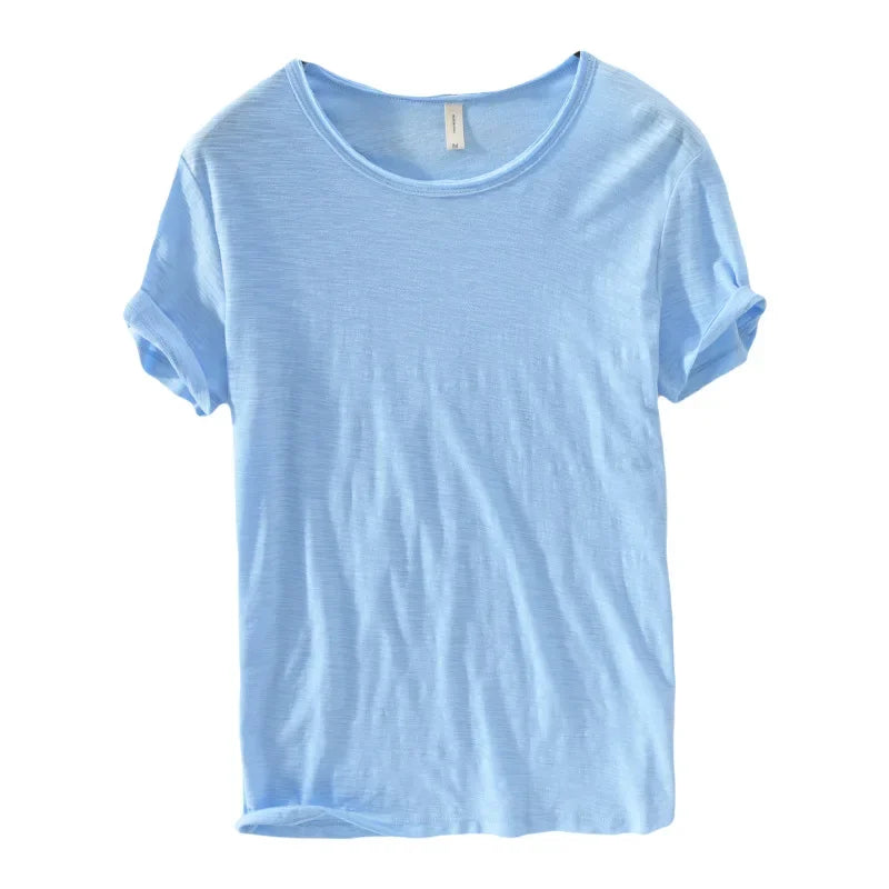 Heren retro T-shirt, O-hals, slim-fit, met ruwe rand. Zachte stof voor optimaal casual comfort.