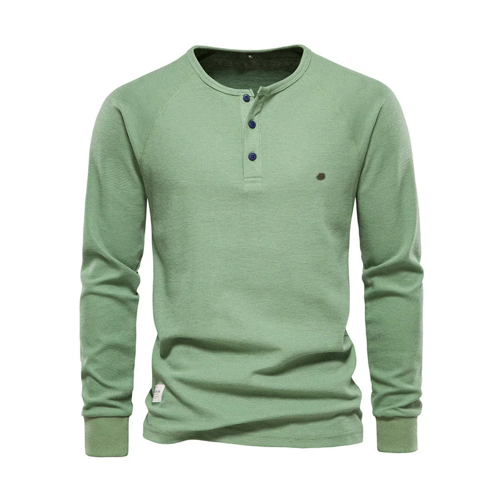 Comfortabel herenshirt met lange mouwen en zachte ronde hals, ideaal voor casual herfst- en winterdagen.