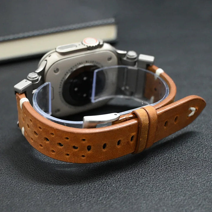 Duurzame siliconen Apple Watch polsband voor mannen; robuust, flexibel en een perfect accessoire. Beschikbaar 42mm-49mm.