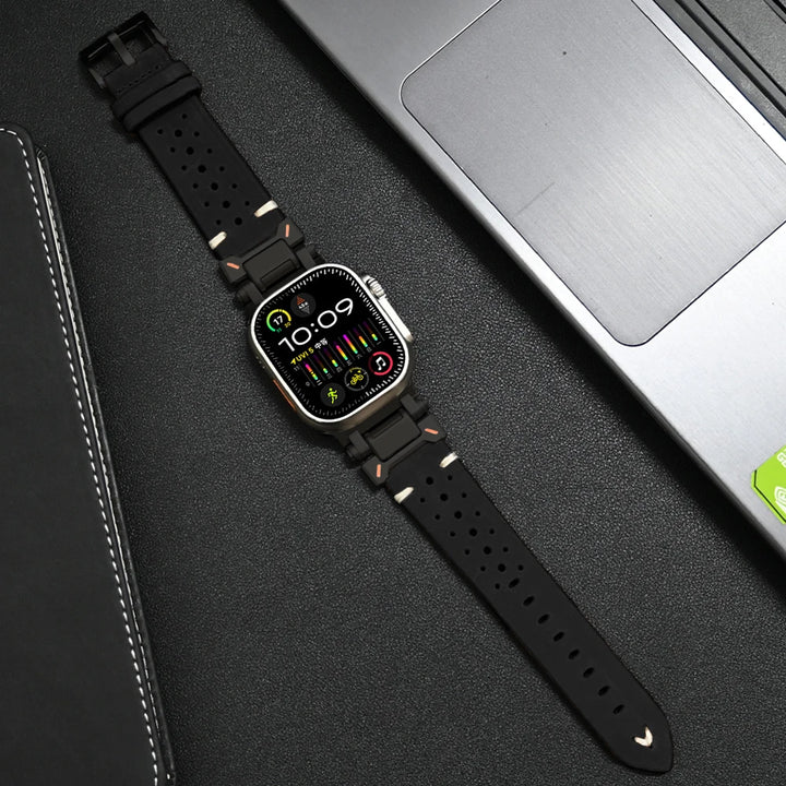 Moderne heren horlogeband van siliconen voor Apple Watch; lichtgewicht, ademend en huidvriendelijk. Alle modellen 42-49mm.