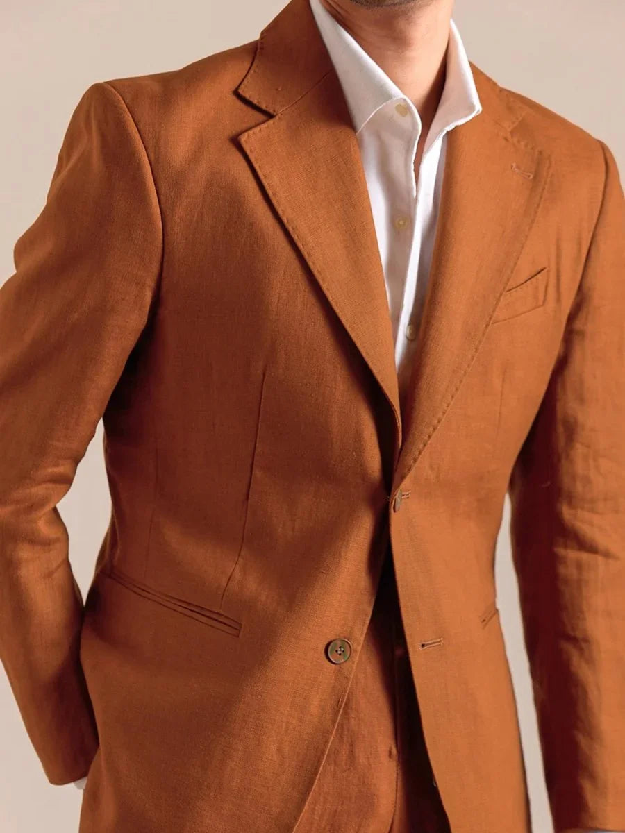 Stijlvolle heren blazer slim fit, gedragen door model; perfect voor avondkleding of formele events.