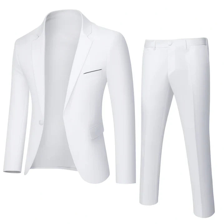 Achterkant van een modern heren slim fit maatpak. Zorgt voor een strak en elegant silhouet, ideaal voor de modebewuste man.