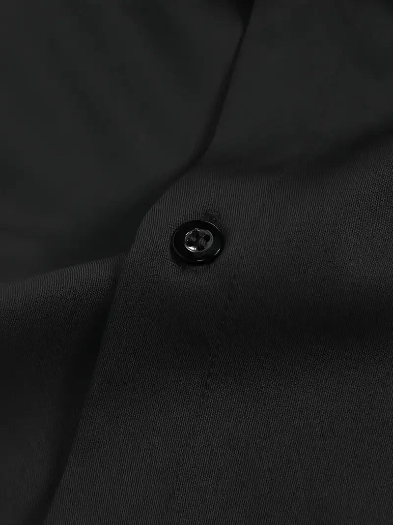 Klassiek heren slim fit overhemd met kentkraag, lange mouwen, verkrijgbaar in diverse kleuren.