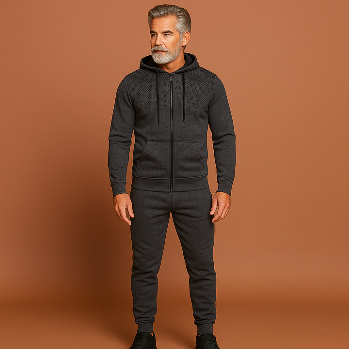 Heren slim fit trainingspak: sportieve hoodie en broek. Ideaal voor fitness, training en comfortabele vrijetijdskleding.