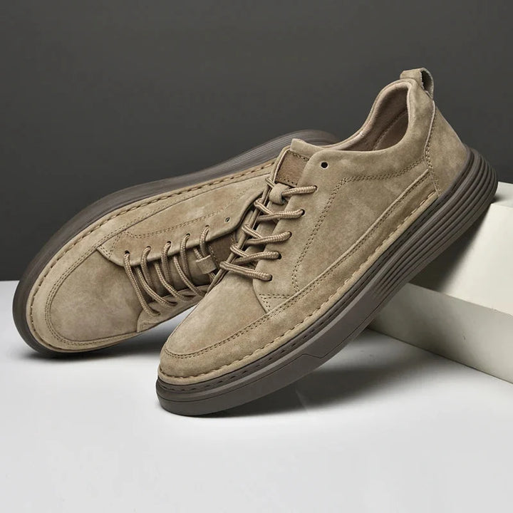 Dikke zool heren sneakers; comfortabele veterschoenen voor een trendy look en dagelijks gebruik.