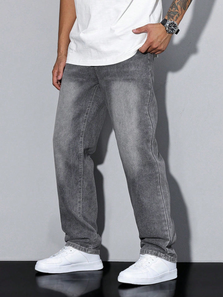 Comfortabele herenjeans Evan met rechte pijpen. Casual stijl, veelzijdig voor moderne mode.