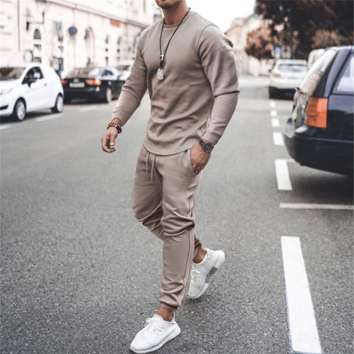 Veelzijdig heren sportpak voor de herfst, geschikt voor ontspanning, sport en casual dagelijkse kleding.