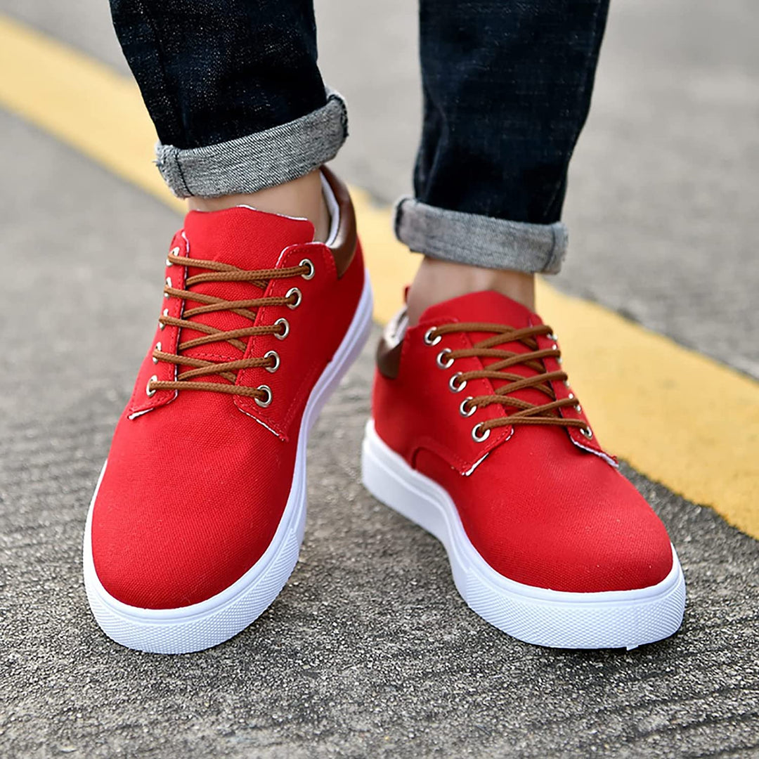 Sportieve heren sneakers, combineert comfort met een trendy, lage pasvorm.