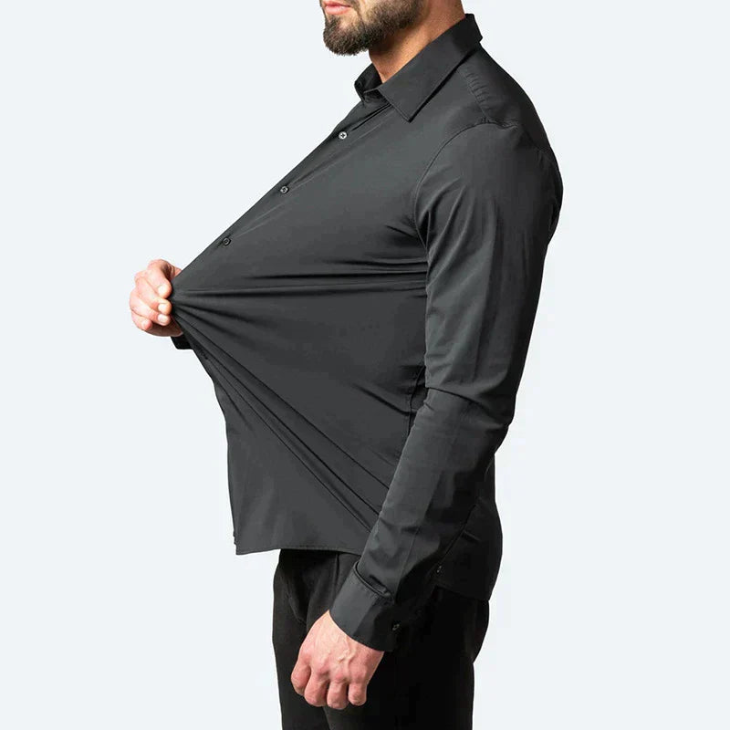 Detail van het comfortabele stretch materiaal van het heren overhemd. Zorgt voor optimale bewegingsvrijheid.