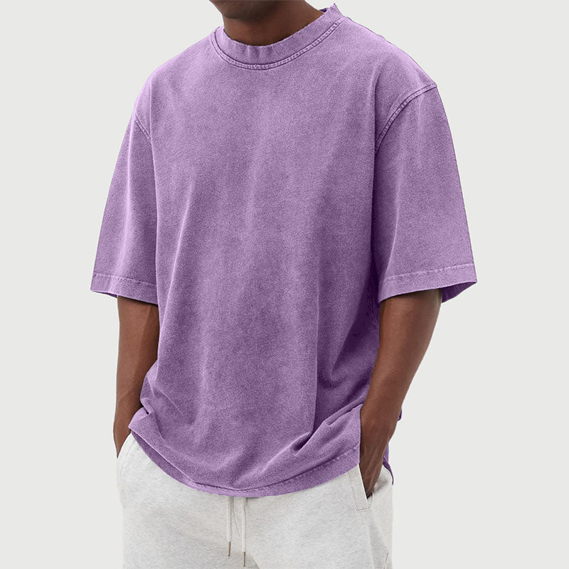 Trendy heren top, t-shirt model, met gewassen look en relaxte pasvorm. Perfect voor een relaxte casual stijl.