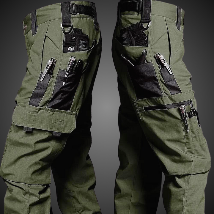 Functionele heren cargo broek van duurzaam polyester met meerdere zakken voor outdoor werk en avontuur.