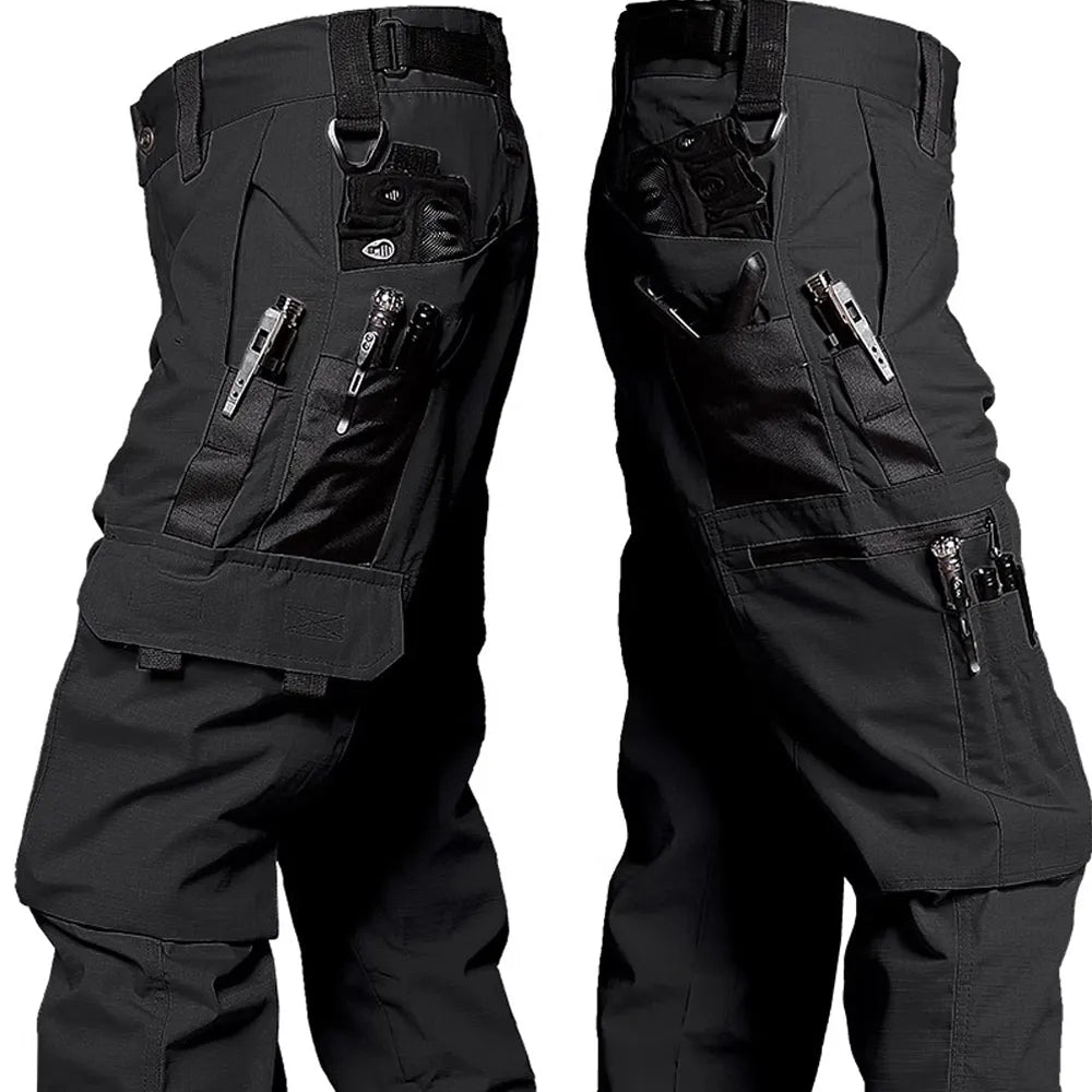 Robuuste, waterdichte heren werkbroek van duurzaam polyester, perfect voor outdoor en zware werkomstandigheden.