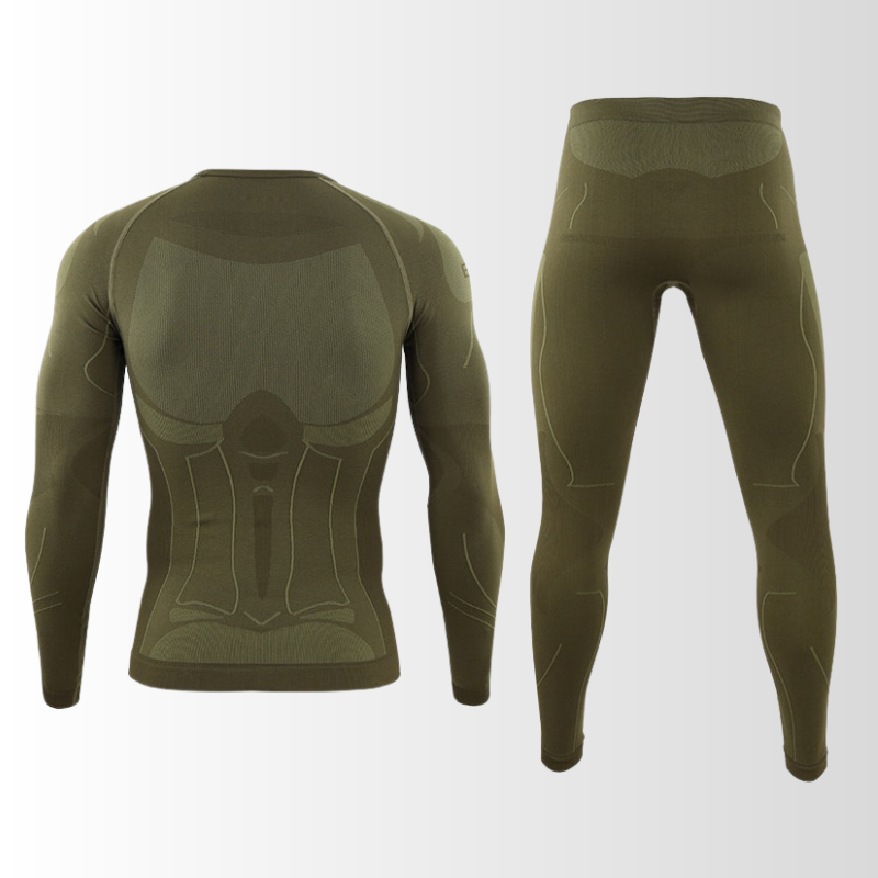 Snowboard thermisch ondergoed heren, complete set voor winterse sporten en actieve dagen buiten.