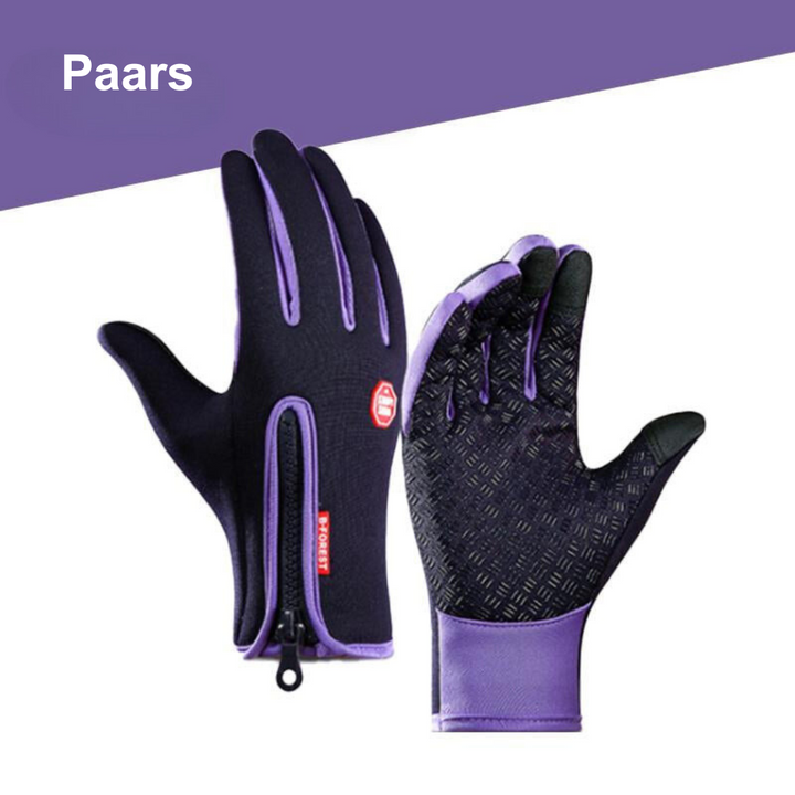 Duurzame waterafstotende heren handschoenen, ideaal voor koude winterse omstandigheden.