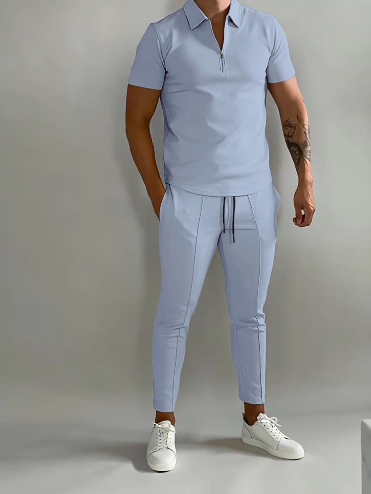 Modern heren trainingspak; een stijlvol en comfortabel joggingpak, geschikt voor sport en casual draagmomenten.