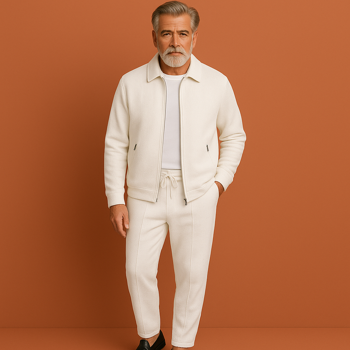 Stijlvol heren sportkleding trainingspak met ritsjack, perfect voor loungen of als complete casual set.