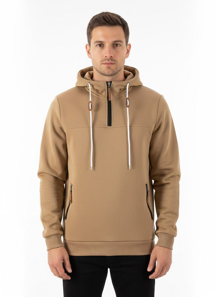 Stijlvolle heren hoodie met capuchon, warme stof en ritszakken; een essentieel item voor casual winterkleding.
