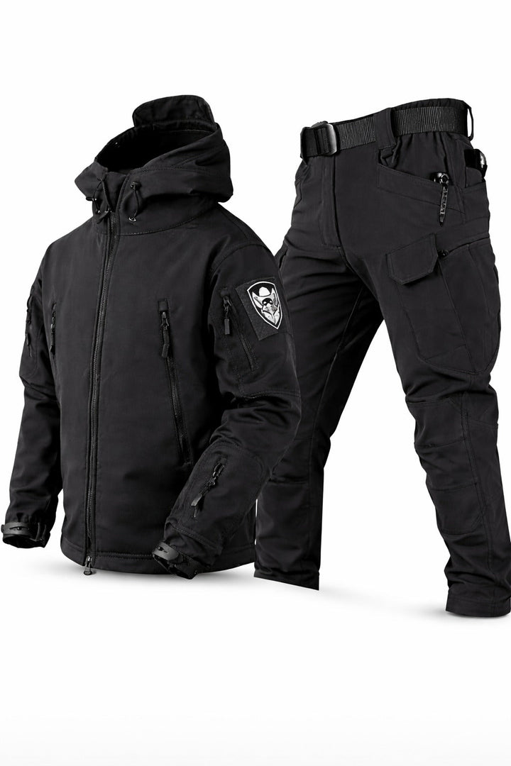 Hoge kwaliteit heren outdoor set, waterdicht, winddicht en ademend voor elk weer.