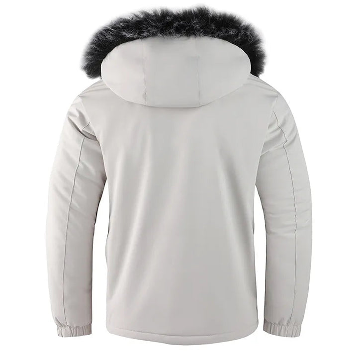 Stijlvolle heren winterjas met capuchon, comfortabel en functioneel voor de moderne man.