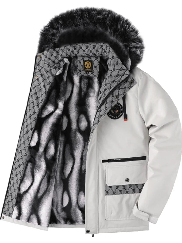 Comfortabele heren winterparka met praktische zakken en robuuste rits, essentiële herenkleding.