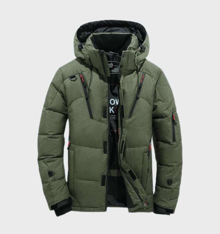 Donkere heren winterparka, winddicht en warm, met faux-fur capuchon. Stijlvolle casual jas voor koud weer en herenkleding.