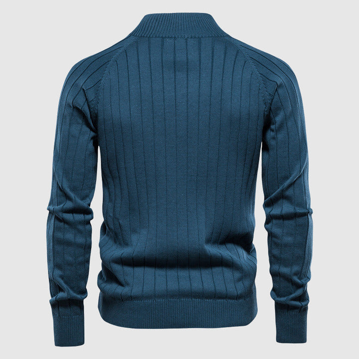 Netjes gevouwen heren zip-up cardigan met ruitpatroon, staande kraag, klaar voor smart casual mannenmode.