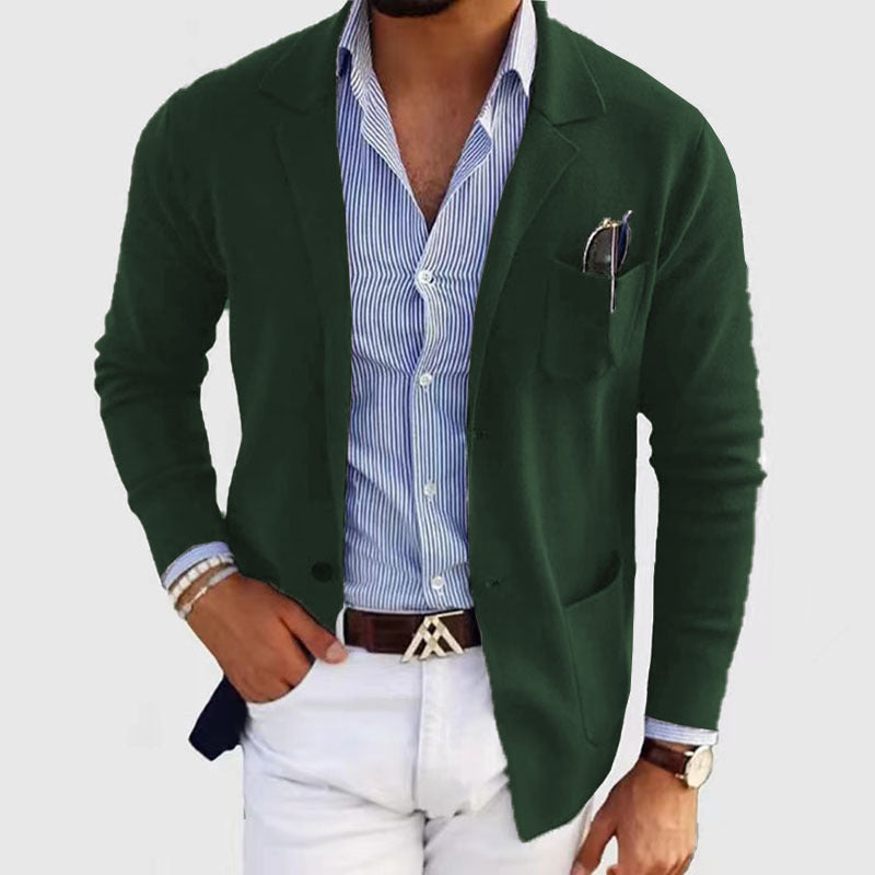 Stijlvolle herenblazer met klepzakken en reverskraag.
