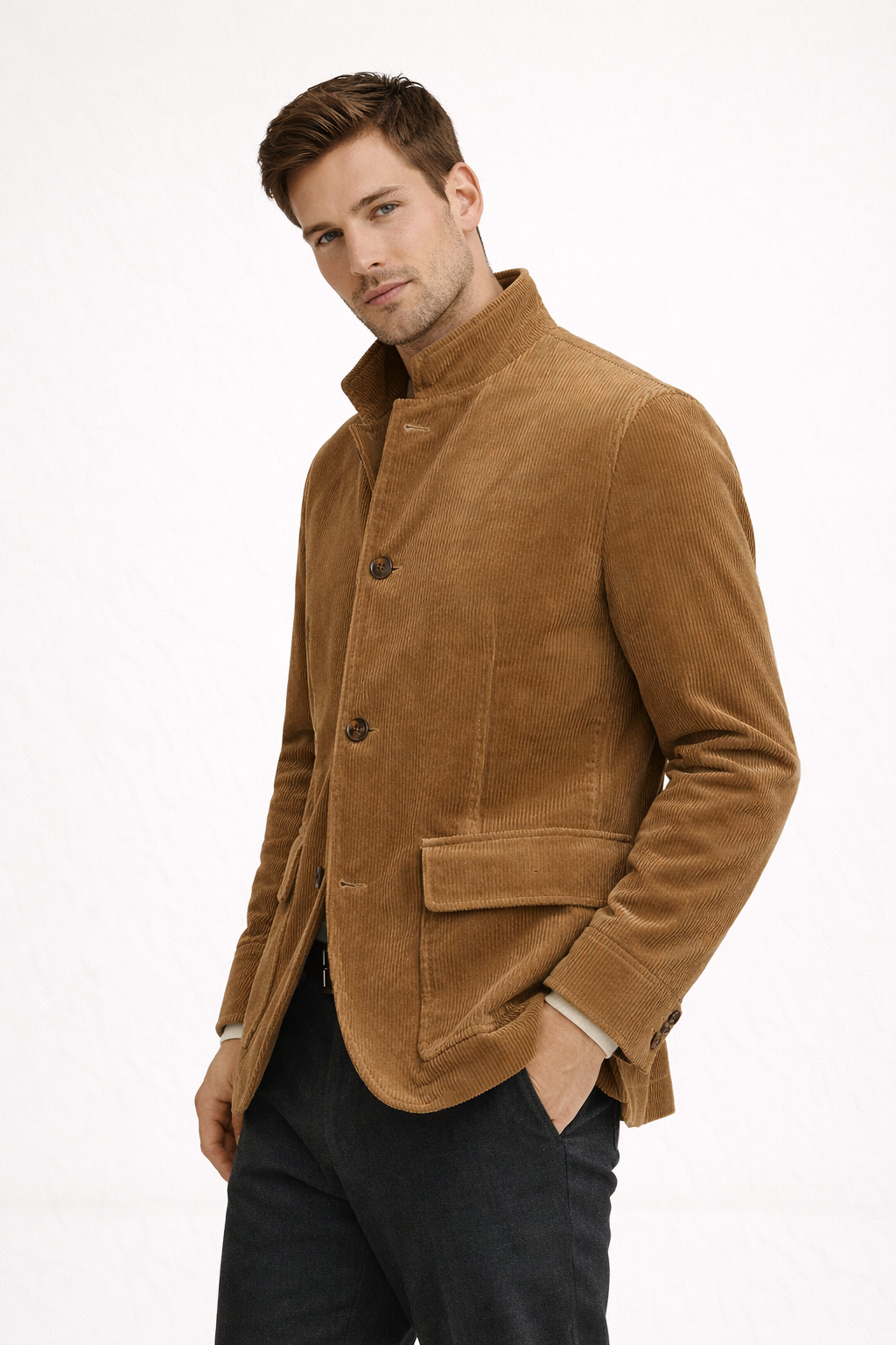 Veelzijdige herenblazer met modieuze Mao kraag en klepzakken, perfect voor casual chic of formele gelegenheden.