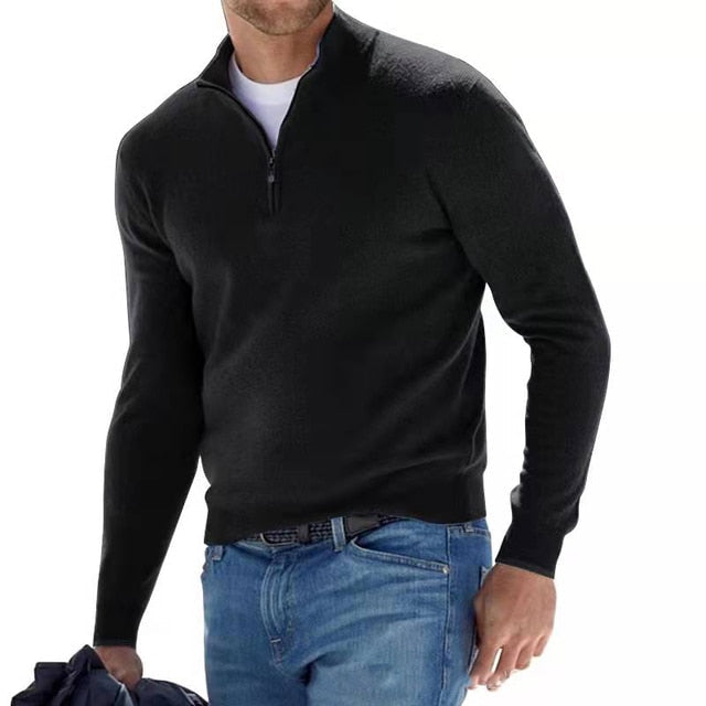 Modieuze herenpullover met V-hals en ritssluiting, een essentiële aanvulling op je wintergarderobe.