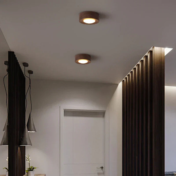 Natuurlijke houten plafondlamp, LED verlichting voor woonkamer. Modern en sfeervol interieurlicht.