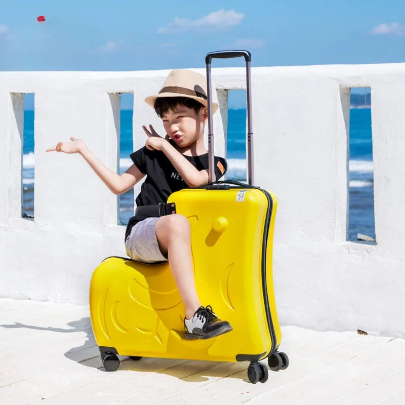 Avontuurlijke kinderreiskoffer Milan, fun en zitfunctie voor kleine reizigers. Ideaal als kindertrolley.