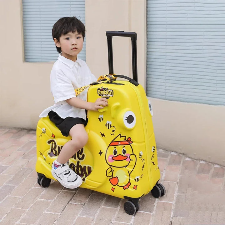 Duurzame harde kinderkoffer met geïntegreerde scooter; veilige en leuke bagage voor kinderreizen.