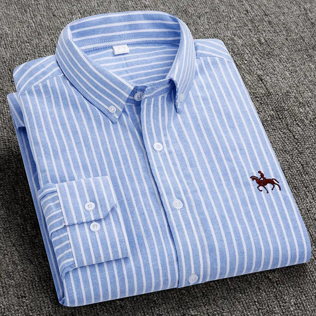 Klassiek elegant herenoverhemd, blauw gestreept, lange mouwen, lichtgewicht en veelzijdig voor elke gelegenheid.
