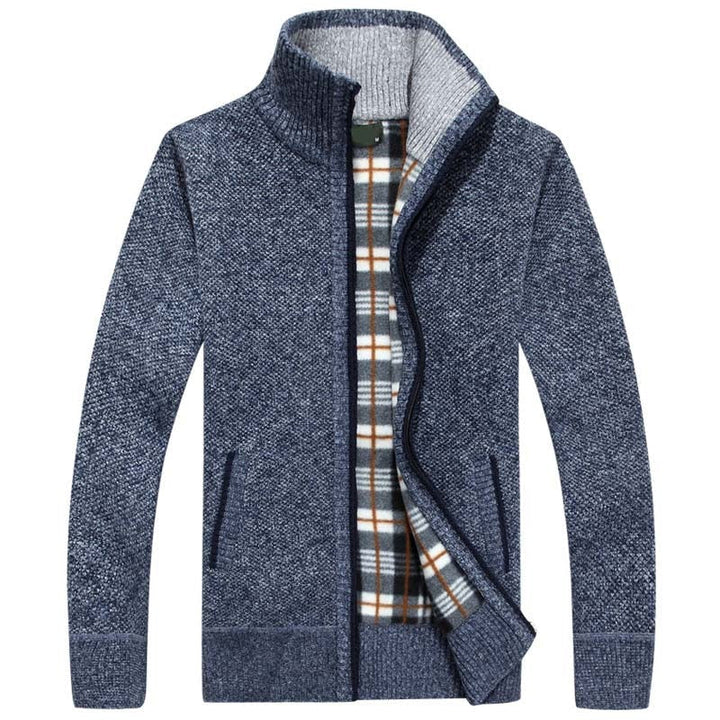 Mooi gebreid herenvest met knoopsluiting, comfortabel voor de koelere dagen. Stijlvolle wintermode.