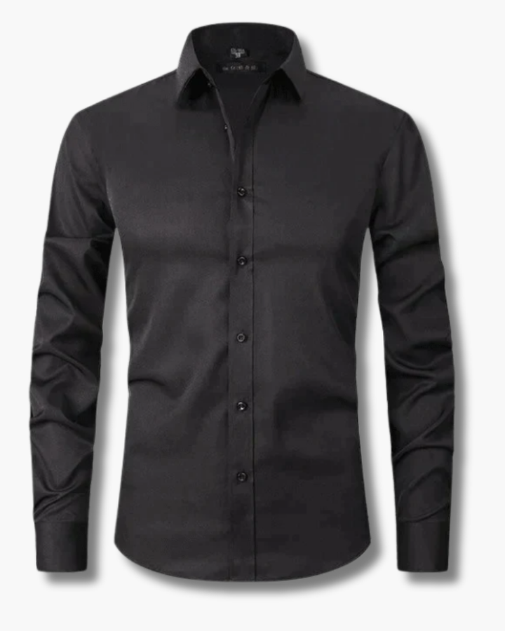 Detail van elegant herenoverhemd, toont fijne stof en knoopsluiting voor een stijlvolle, comfortabele look.