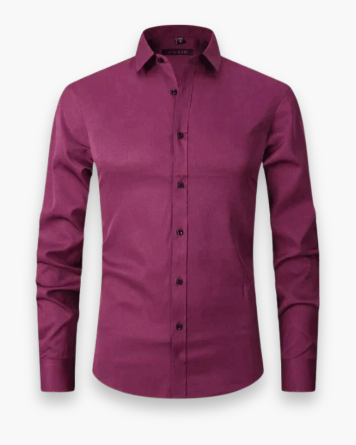 Stijlvol herenoverhemd, perfect voor een elegante en zakelijke look; klassiek model met comfortabele pasvorm.