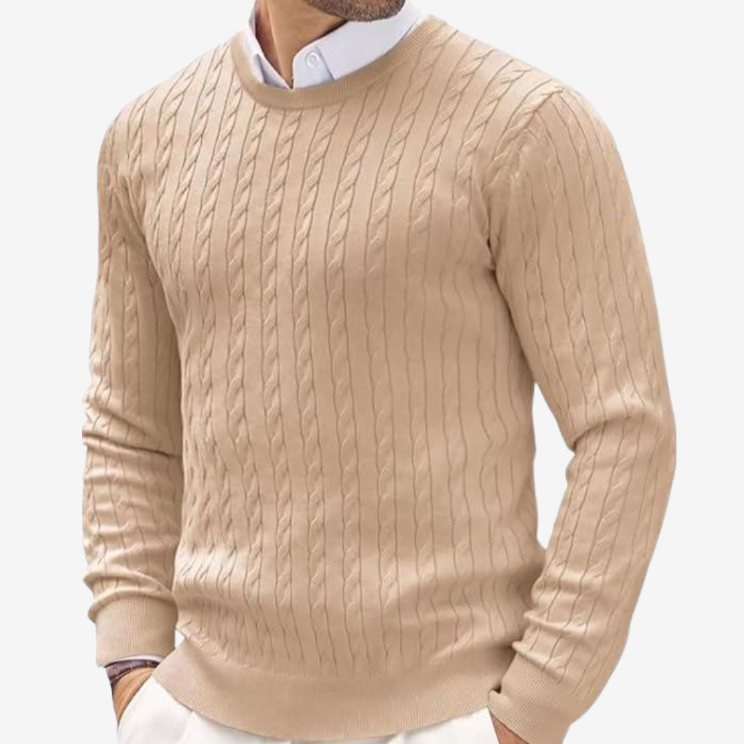 Stijlvolle heren kabeltrui, verkrijgbaar in diverse kleuren zoals marineblauw, wit & zwart, voor een warme winterlook.