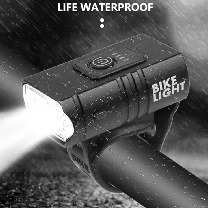 "Krachtige LED fietsverlichting met USB-oplaadbare koplamp, 1000LM licht, waterbestendig zwart design voor MTB en stadsfiets.