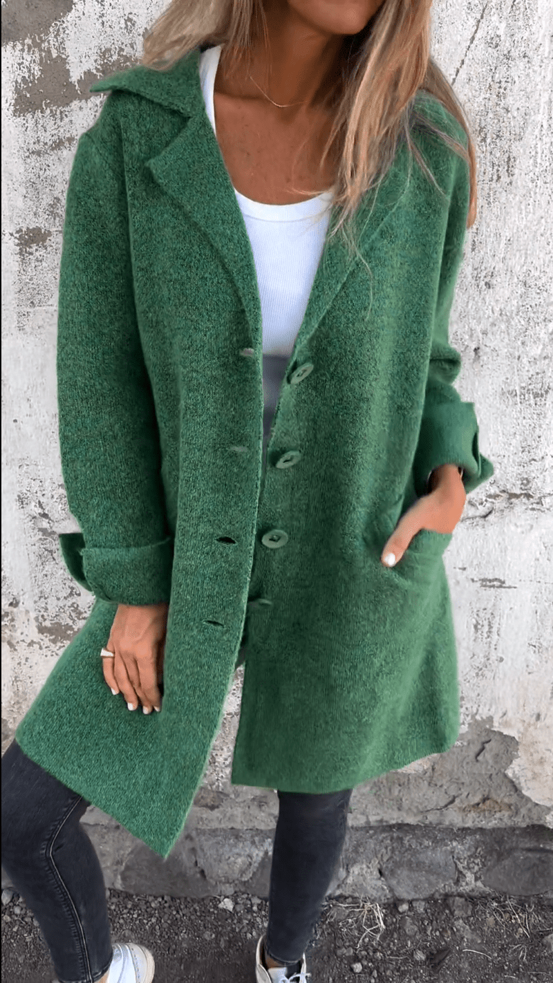 Stijlvolle dames lange cardigan, een comfortabele vestjas met reverskraag, veelzijdig voor dames mode.