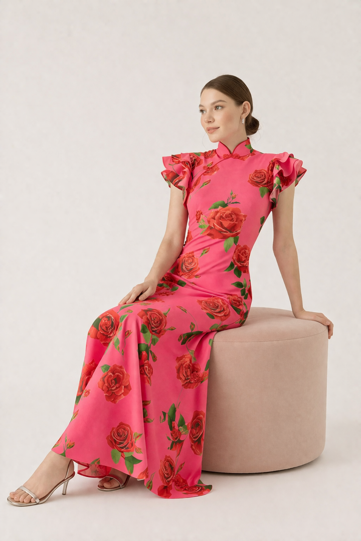 Stijlvolle lente/zomer damesjurk, lange gebloemde jurk met hoge hals voor vrouwenmode.
