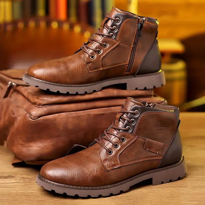 Heren laarzen van leer, duurzaam materiaal, met rits, in elegante bruine kleur, stijlvol en comfortabel ontwerp voor elke outfit.