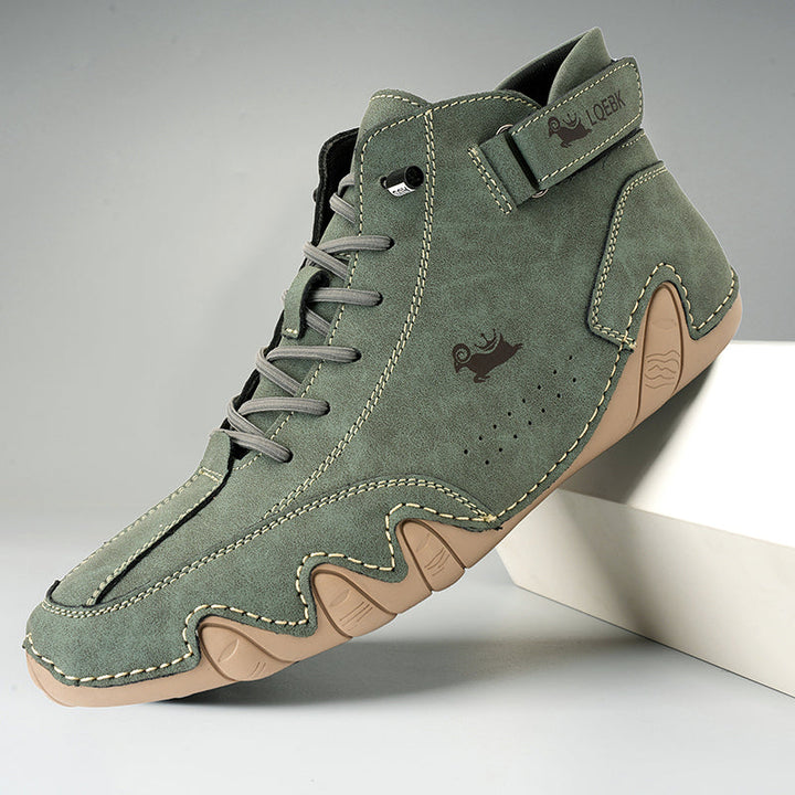 Herenschoenen voor wandelen, met orthopedische ondersteuning, comfortabel voor lange afstanden.