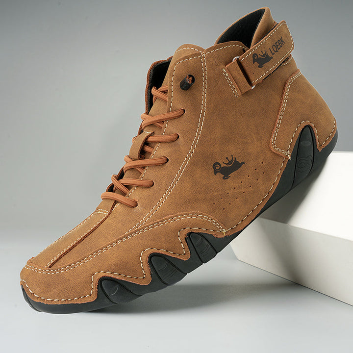Herenschoenen voor wandelen, met orthopedische ondersteuning, comfortabel voor lange afstanden.