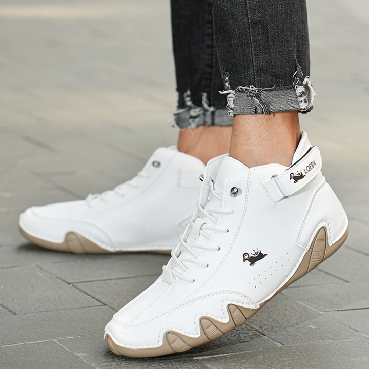 Herenschoenen voor wandelen, met orthopedische ondersteuning, comfortabel voor lange afstanden.