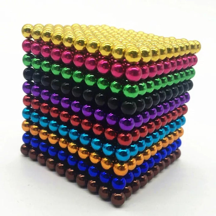"Levendig gekleurde magnetische ballen vormen eindeloze structuren, perfect voor creativiteit en ontwikkeling van kinderen."