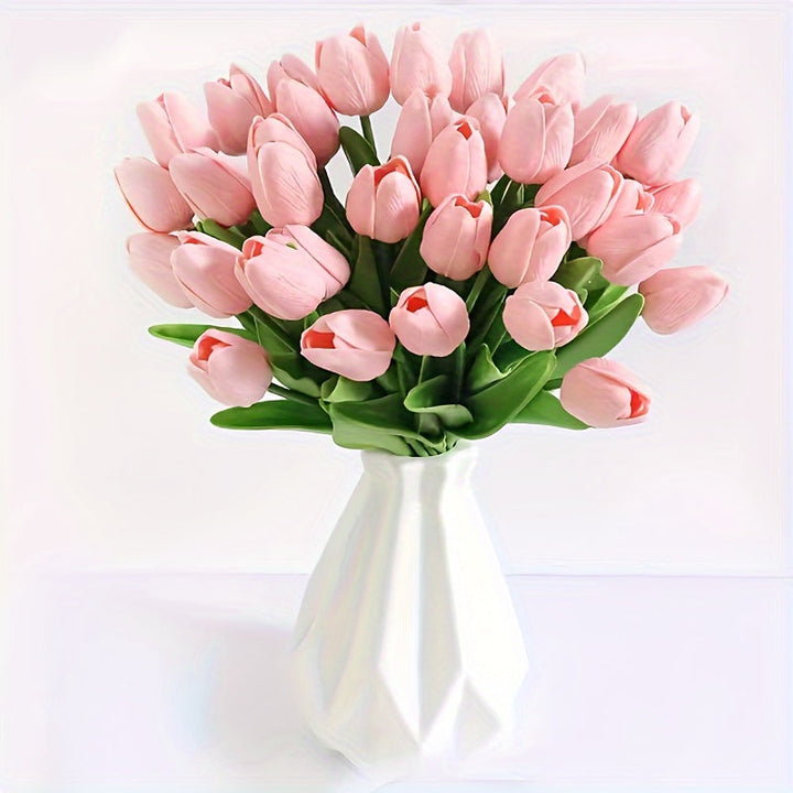 Duurzame kunst tulpen (15x) die er altijd fris uitzien, voor zorgeloze decoratie.