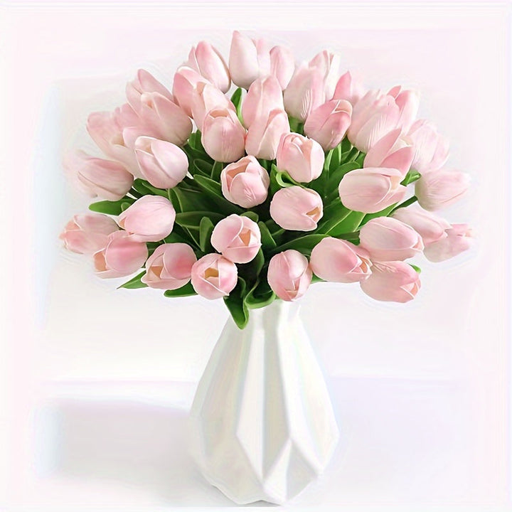 Cadeauset van 15 realistische kunst tulpen, ideaal voor woning- en feestdecoratie.