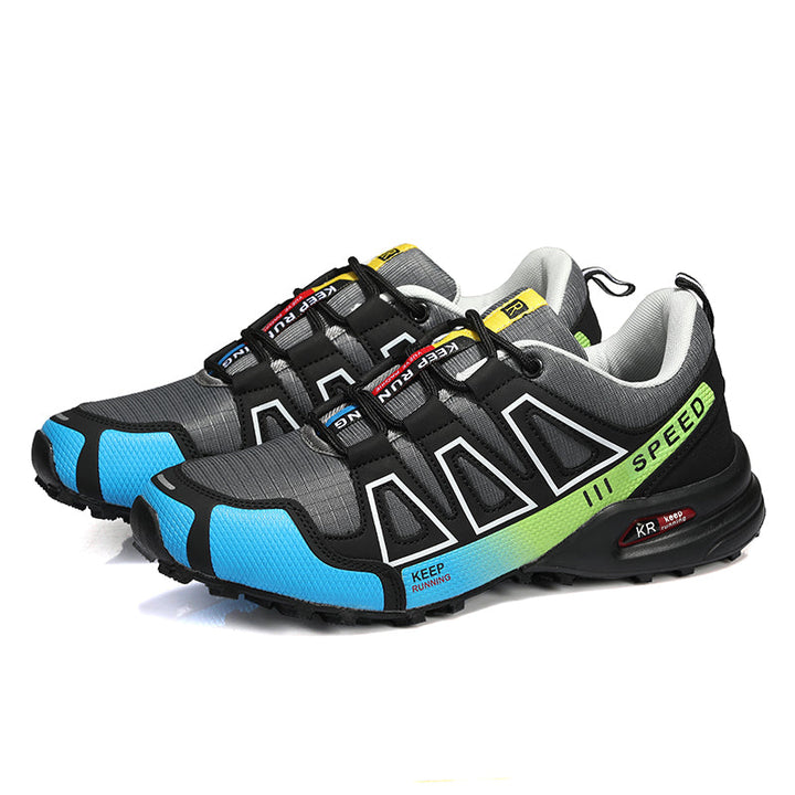 Lichtgewicht heren wandelschoenen, waterdicht en antislip, ideaal voor uitdagende outdoor trekking.