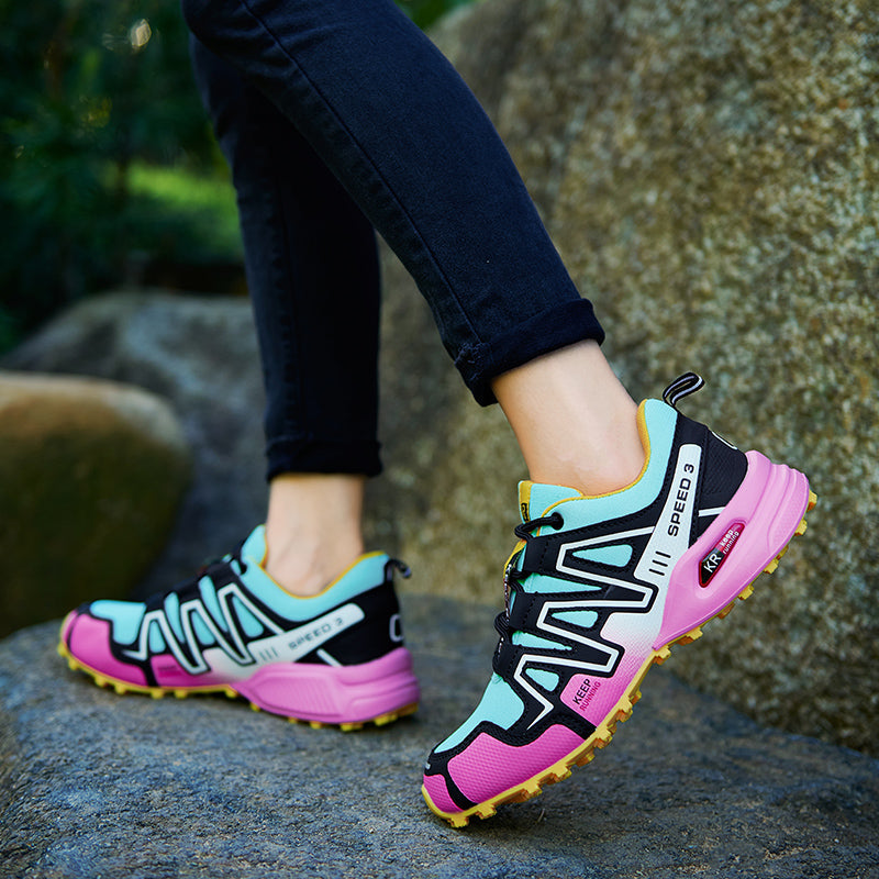 Comfortabele outdoor wandelschoenen voor dames, waterdicht, lichtgewicht en antislip voor trekking.