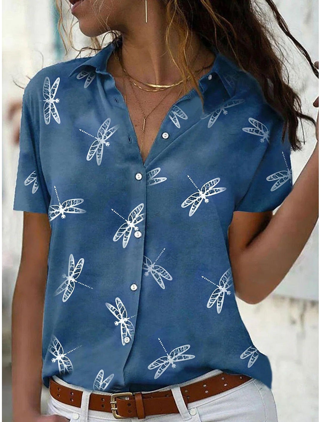 "Lichtgewicht roze dames zomershirt met korte mouwen, luchtig en comfortabel voor zonnige dagen."